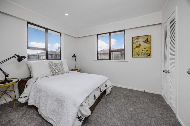 Photo of property in 114 Old Wairoa Road, Papakura, 2110