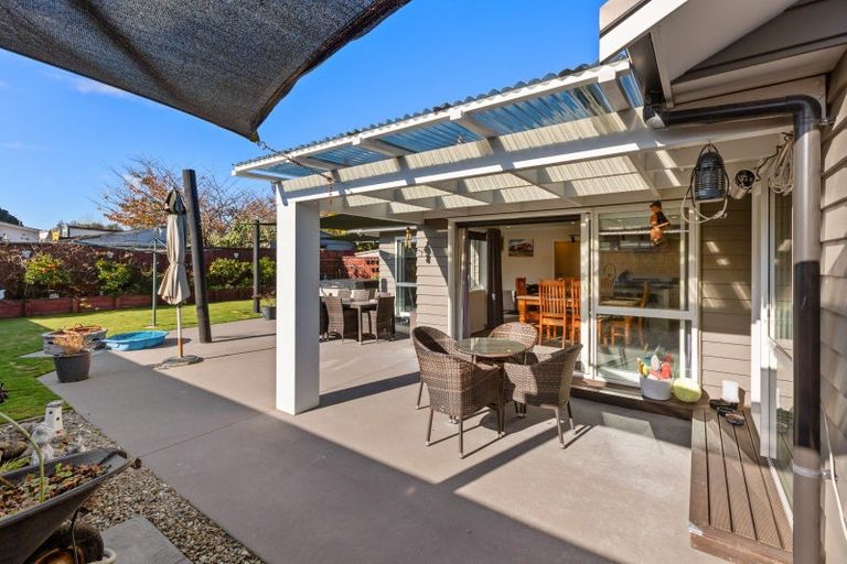 Photo of property in 22 Dreaver Drive, Waitara, 4320