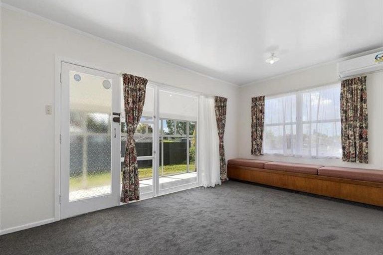 Photo of property in 19 Springfield Crescent, Enderley, Hamilton, 3214