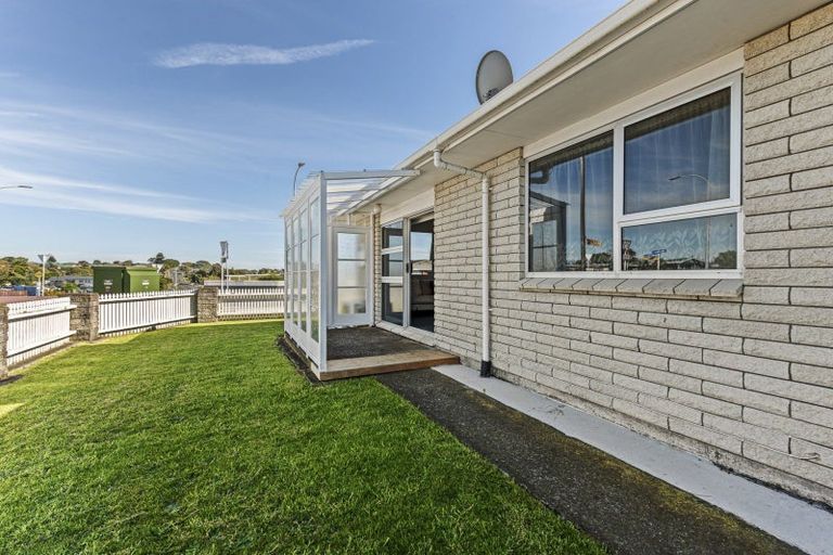 Photo of property in 205 Parklands Avenue, Bell Block, New Plymouth, 4312