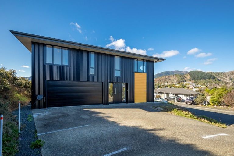 Photo of property in 45 Saint Lawrence Street, Toi Toi, Nelson, 7010