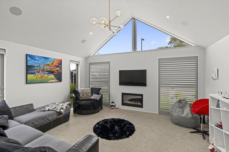 Photo of property in 69 Tulett Park Drive, Casebrook, Christchurch, 8051