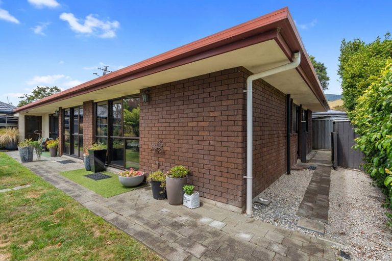 Photo of property in 32 Willow Avenue, Stoke, Nelson, 7011