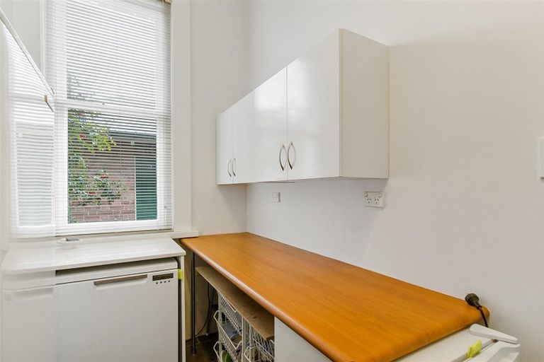 Photo of property in 90 Shearman Street, Waimate, 7924