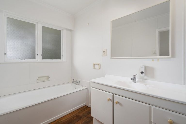 Photo of property in 53e Doralto Road, Frankleigh Park, New Plymouth, 4310