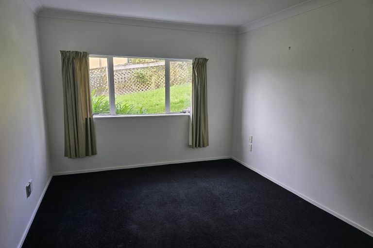 Photo of property in 18 Belleaire Court, West Harbour, Auckland, 0618