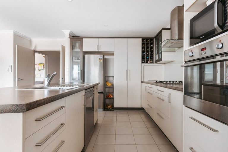 Photo of property in 7 Haden Place, Omokoroa, 3114