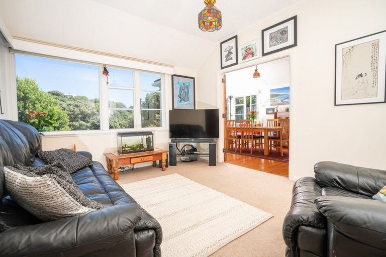 Photo of property in 13 Leveson Street, Strathmore Park, Wellington, 6022