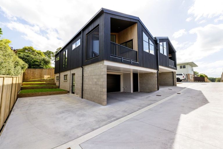 Photo of property in 4/3 Huia Avenue, Forest Lake, Hamilton, 3200