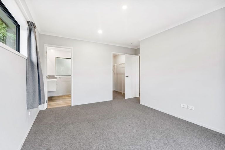 Photo of property in 18 Tieke Place, Horahora, Whangarei, 0110