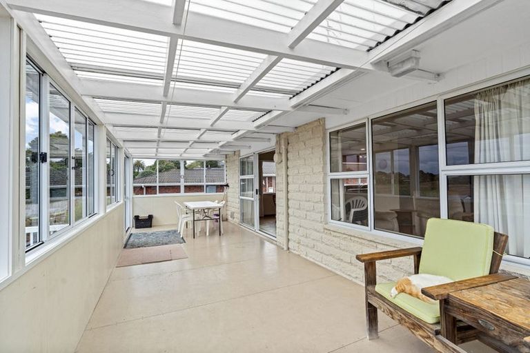 Photo of property in 62 Kawiu Road, Levin, 5510