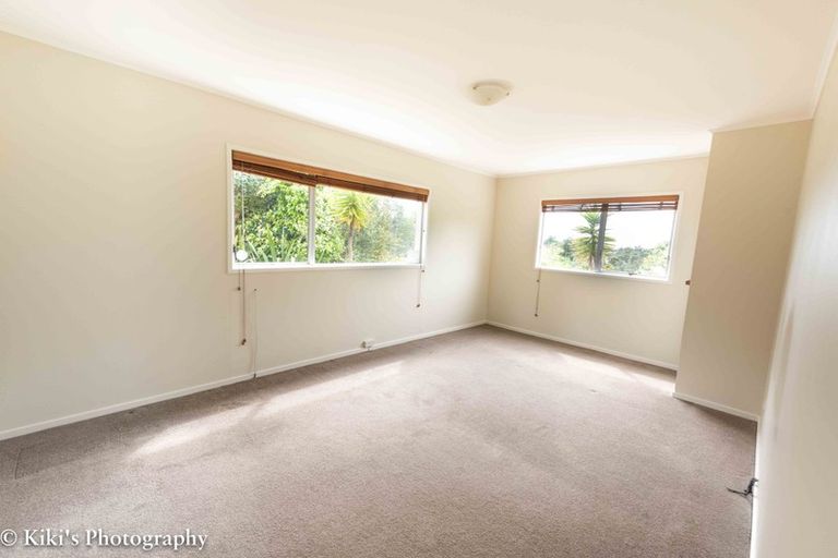 Photo of property in 19 Dunraven Place, Torbay, Auckland, 0630