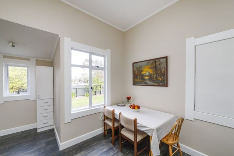Photo of property in 1 Ngaio Street, West End, Palmerston North, 4412