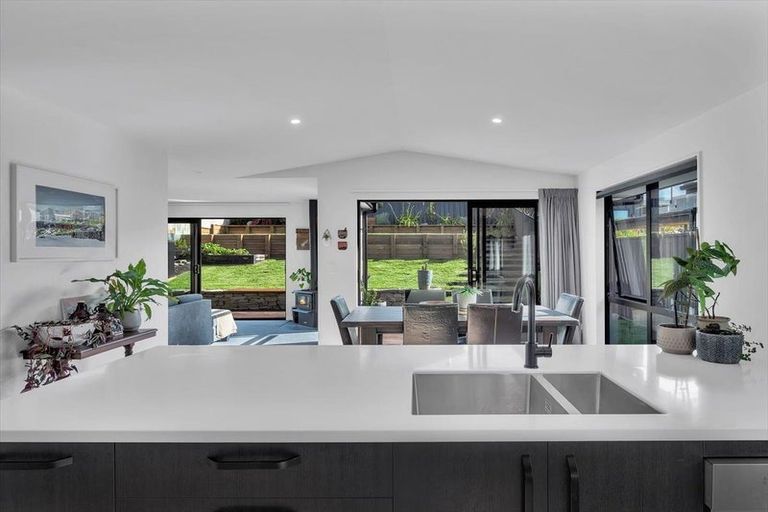 Photo of property in 215 Aubrey Road, Wanaka, 9305