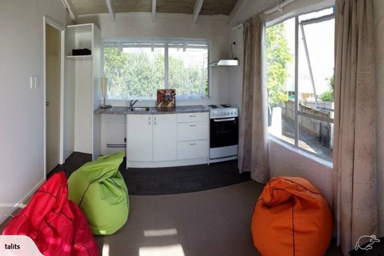 Photo of property in 3a Balmain Road, Birkenhead, Auckland, 0626