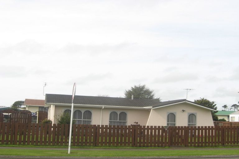 Photo of property in 71 Princess Street, Waitara, 4320