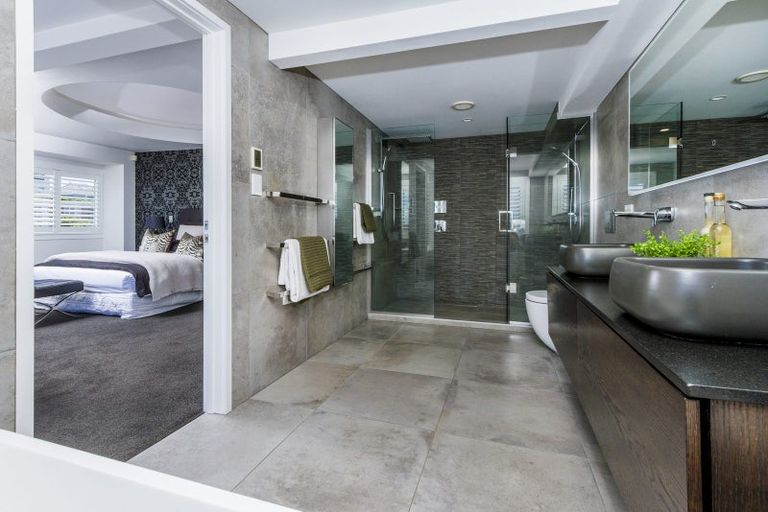 Photo of property in 6 Eric Price Avenue, Takapuna, Auckland, 0620