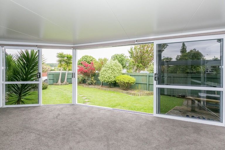 Photo of property in 25 Gebbie Road, Taradale, Napier, 4112