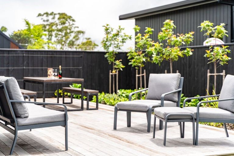 Photo of property in 37 William Gilbert Drive, Mangawhai, 0505