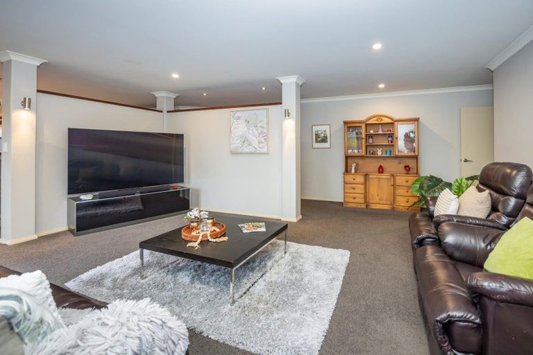 Photo of property in 10 Cranmer Close, Rototuna North, Hamilton, 3210