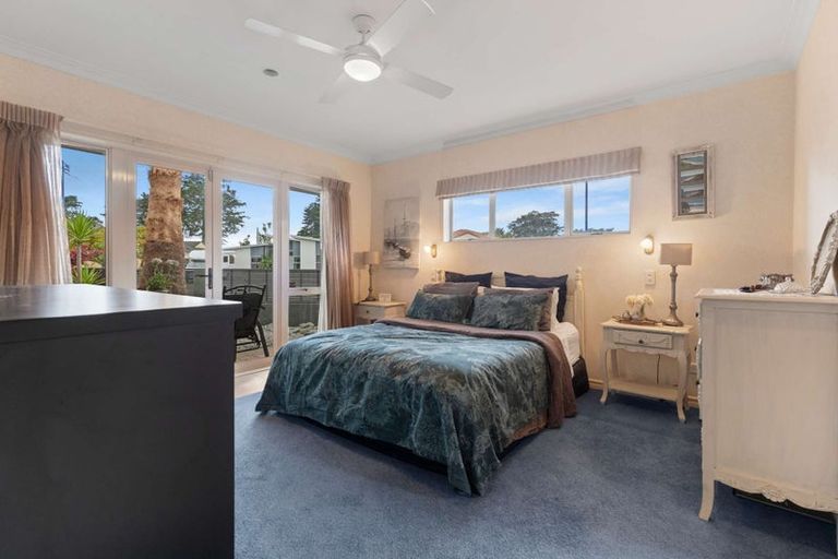 Photo of property in 152 Gravatt Road, Papamoa Beach, Papamoa, 3118