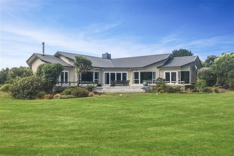 Photo of property in 216 Oaia Road, Muriwai, Waimauku, 0881