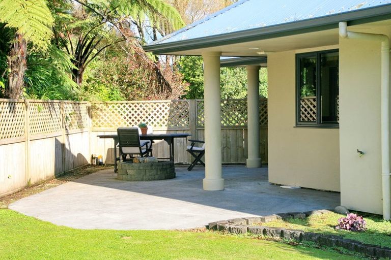 Photo of property in 311 Croydon Road, Midhirst, Stratford, 4394