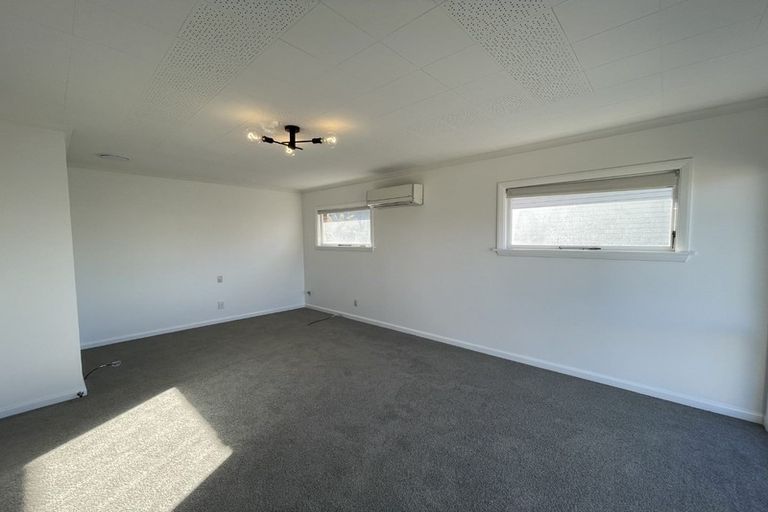 Photo of property in 1/27 Hills Road, Edgeware, Christchurch, 8013