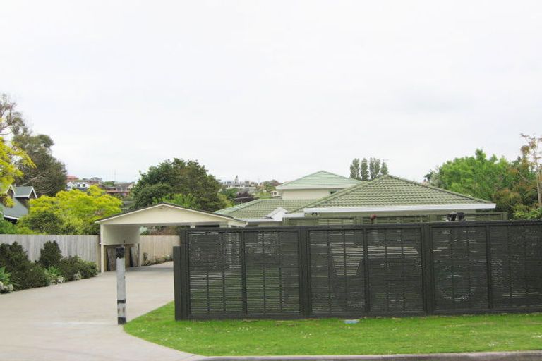 Photo of property in 100 Ladies Mile, Manly, Whangaparaoa, 0930