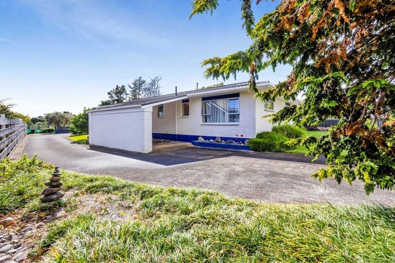 Photo of property in 30 Truby King Street, Merrilands, New Plymouth, 4312