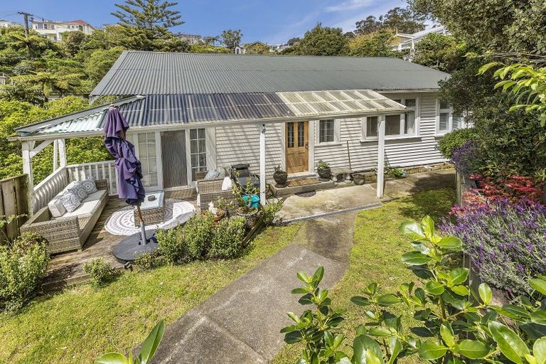 Photo of property in 33 Hanover Street, Wadestown, Wellington, 6012
