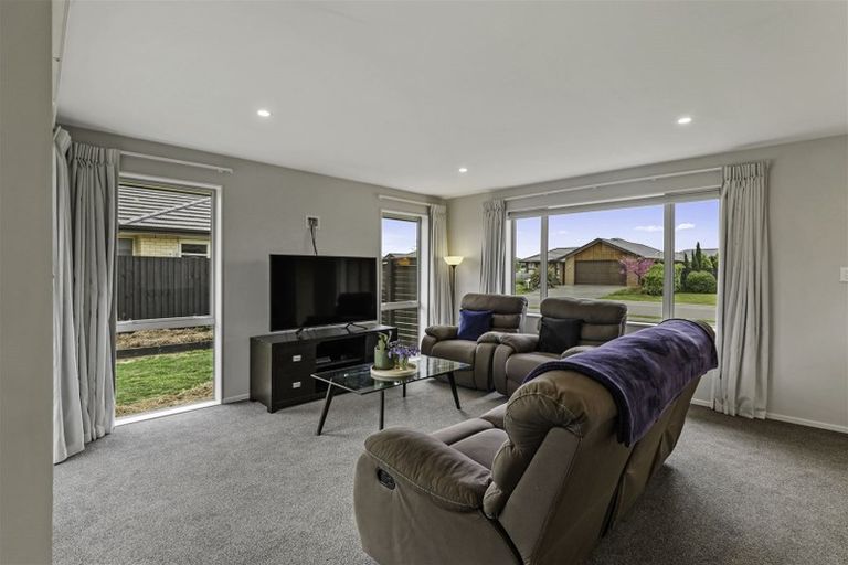 Photo of property in 14 Colebrook Drive, Rolleston, 7614