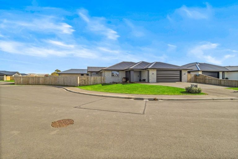 Photo of property in 56 Ashbury Drive, Tinwald, 7774