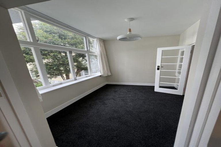 Photo of property in 20b Portland Crescent, Thorndon, Wellington, 6011