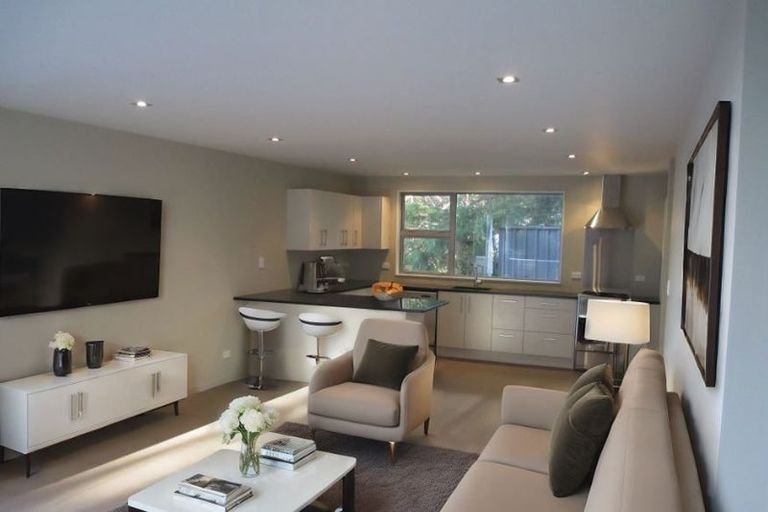 Photo of property in 43 Hudson Bay Road, Hobsonville, Auckland, 0616