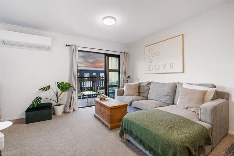 Photo of property in 41 Kauri Amber Road, Westgate, Auckland, 0614