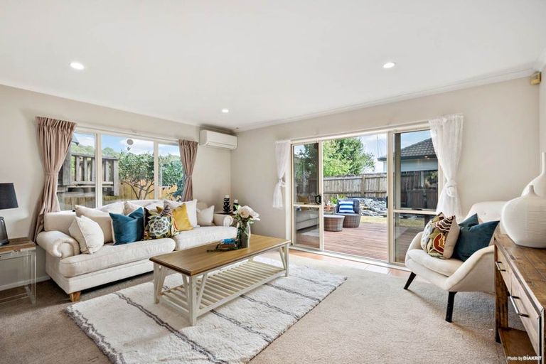 Photo of property in 50 Huntington Drive, Huntington Park, Auckland, 2013