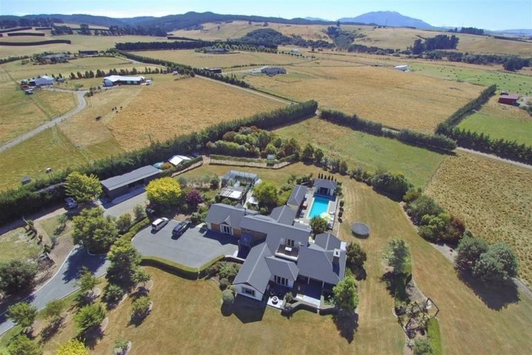 Photo of property in 121e Mcleods Road, Sefton, Rangiora, 7477