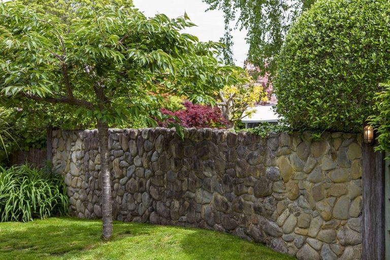 Photo of property in 8 River Glade, Waikanae, 5036