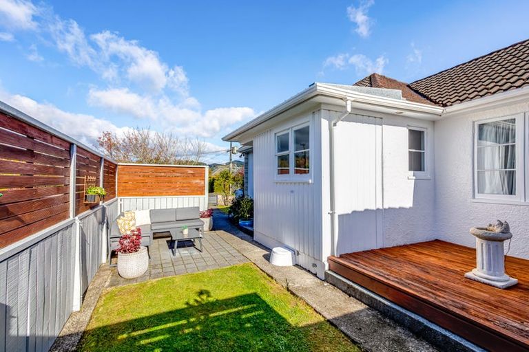 Photo of property in 1/17 Oak Street, Ebdentown, Upper Hutt, 5018