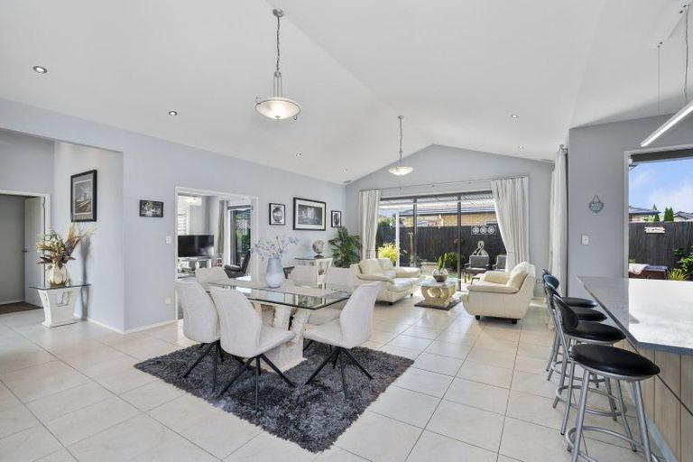 Photo of property in 39 Inverness Drive, Pyes Pa, Tauranga, 3112