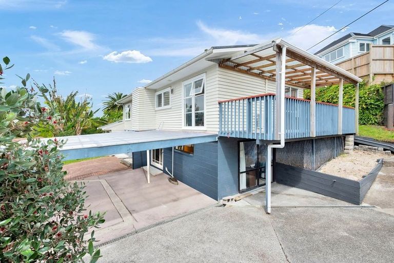 Photo of property in 1/34 Gordon Avenue, Milford, Auckland, 0620