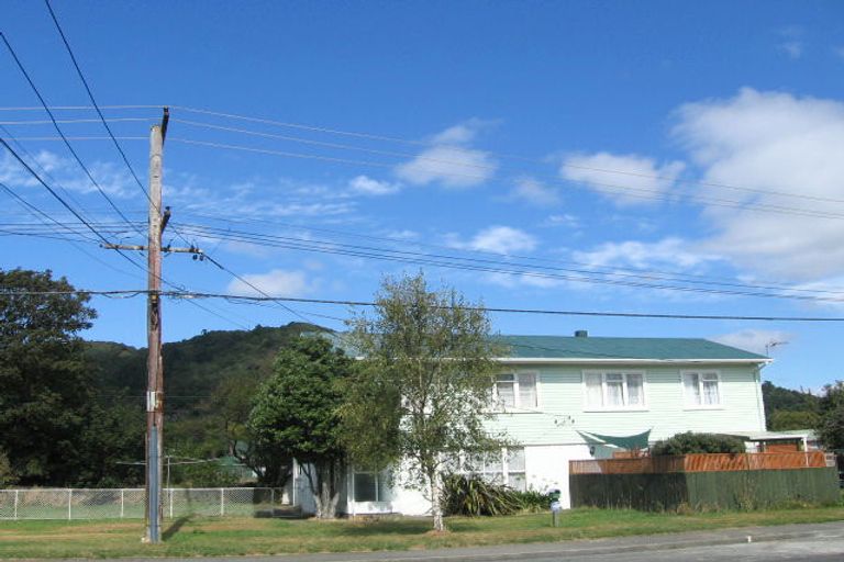 Photo of property in 25 Maclean Street, Wallaceville, Upper Hutt, 5018