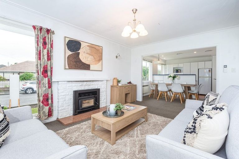 Photo of property in 9 Murdoch Street, Bryndwr, Christchurch, 8053