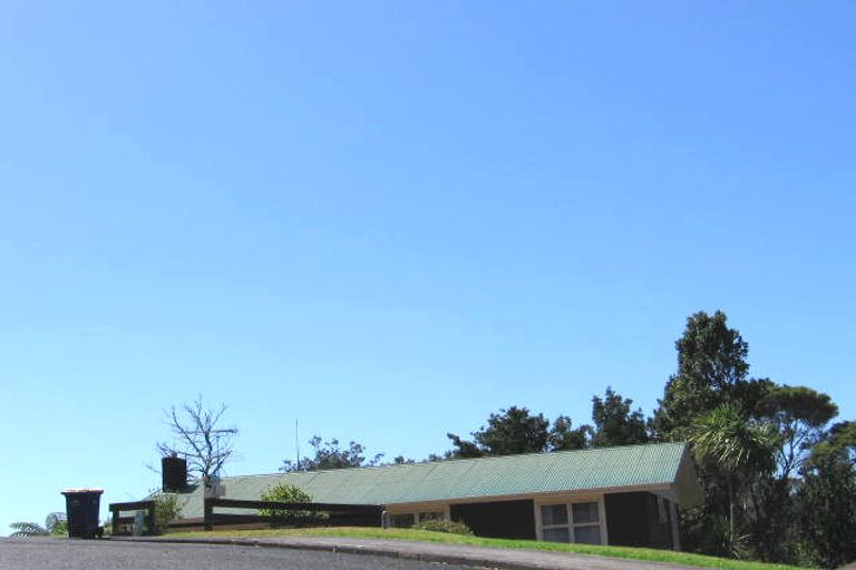 Photo of property in 2/111 Canongate Street, Birkdale, Auckland, 0626