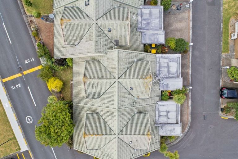 Photo of property in St Claire Village, 156/172 Mcleod Road, Te Atatu South, Auckland, 0610