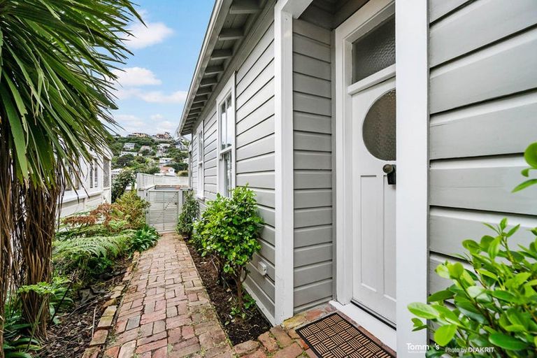 Photo of property in 3 Waikato Street, Island Bay, Wellington, 6023