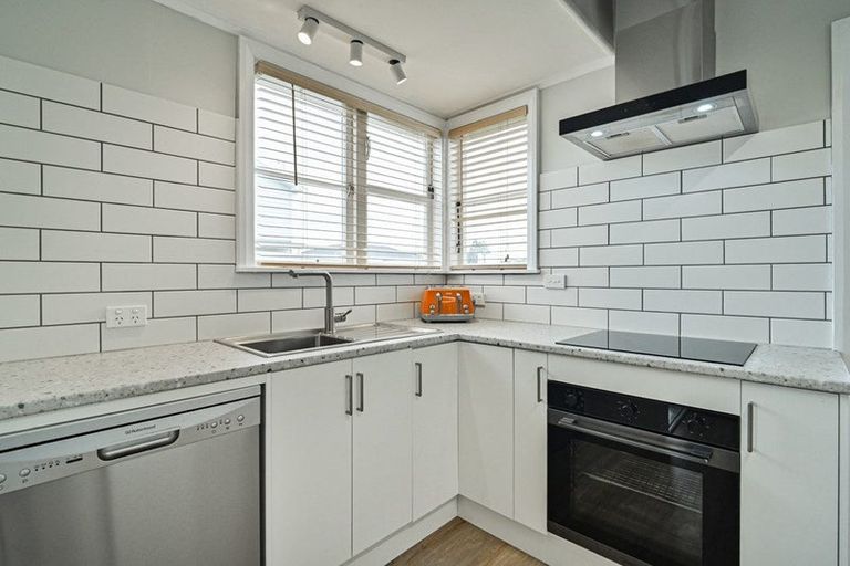 Photo of property in 1 Lowry Terrace, Marewa, Napier, 4110