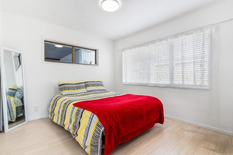 Photo of property in 81a Centreway Road, Orewa, 0931