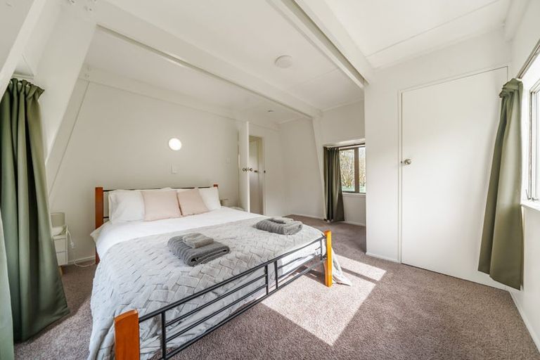 Photo of property in 329a Paekakariki Hill Road, Paekakariki Hill, Porirua, 5381